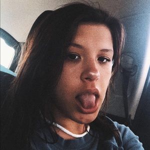 Meet your Posher, Lily